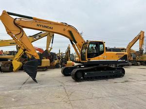 Excavatrice sur chenilles d'occasion HYUNDAI 305LC-9T de 30 tonnes pour opérations en carrière de calcaire, adaptée aux terrains difficiles et aux opérations de démolition - Product Image 2