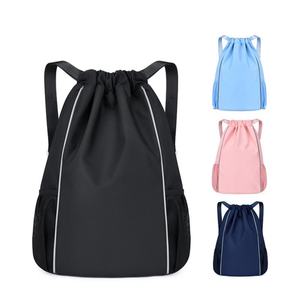 Sac à dos personnalisé avec logo, grande capacité, cordon de serrage, sac de voyage, sac à bandoulière léger, imperméable, pour le sport et la gym - Product Image 1