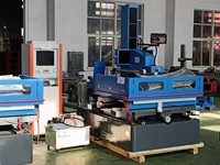 Machine de découpe à fil CNC DK77 de haute qualité à faible coût, coupe-fil en molybdène de haute précision DK7780