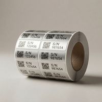 Étiquettes personnalisées en PET argenté avec code QR et numéros de série variables - Autocollants industriels étanches pour le suivi des stocks