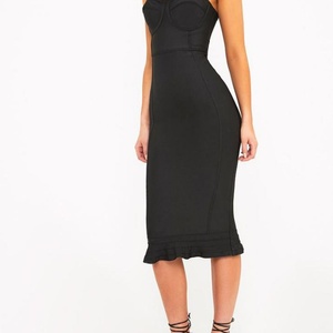 ชุดเดรสทรงบอดี้คอนสีเขียวมรกตแบบไม่มีสายสำหรับผู้หญิง แต่งระบายชายกระโปรงยาวปานกลาง - Product Image 5