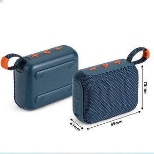Giá Rẻ Giá mini xách tay ngoài trời Bluetooth Loud <span class=keywords><strong>Speaker</strong></span> với Keychain BT USB <span class=keywords><strong>FM</strong></span> TWS <span class=keywords><strong>TF</strong></span> Khe cắm thẻ nhớ - Product Image 5