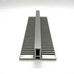 Disipador de Calor de Aluminio Extruido Personalizado de Fábrica, Perfil de Aleación de Aluminio Anodizado, Disipador de Calor de Aluminio Extruido, Mecanizado CNC - Product Image 1