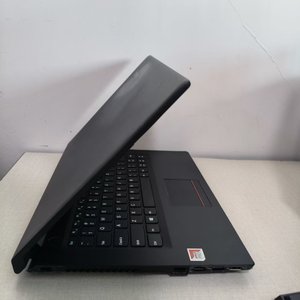 Portátil Empresarial Usado VIIO-14AST AMD Radeon 128G SSD, Precio de Mayoreo Económico y Accesible, Desbloqueado - Product Image 3