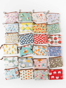 Mini Cartera Unisex de Bolsillo con Diseño Floral Fresco, Tela <span class=keywords><strong>Oxford</strong></span>, Cierre de Cremallera, Almacenamiento de Tarjetas y Monedas en PU Suave, Portátil para Estudiantes - Product Image 3