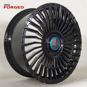 Tapas Flotantes JOVA en Negro Brillante, Tamaño Grande 24x12, Ruedas Forjadas 8x180 para Range Rover - Product Image 3