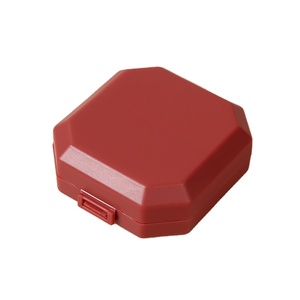 Portapillole in Plastica Resistente, Organizzatore Quadrato Portatile con 6 Scomparti, <span class=keywords><strong>Contenitore</strong></span> per <span class=keywords><strong>Capsule</strong></span> Nero - Product Image 3