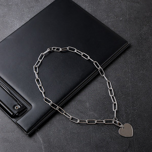 Venta al por mayor de moda collar de acero inoxidable Retro todo-fósforo titanio acero clavícula cadena hombres mujeres colgante - Product Image 3