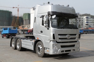 Dongfeng Cinquième Roue Tracteur Camion 6x4 375HP Marque Nouvelle <span class=keywords><strong>Remorque</strong></span> Tracteur Tête Camion - Product Image 2