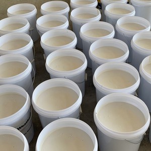 สารเคลือบกันน้ำอะคริลิกผสมซิลิโคนยืดหยุ่นสูงสำหรับหลังคา ทนรังสียูวี สีกันน้ำออร์แกโนซิลิคอนสำหรับผนังภายนอก - Product Image 1