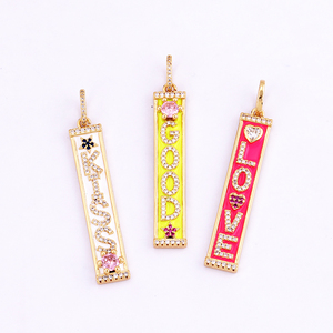 Pendentif Focal Charm Zircon Incrusté de Coeur d'Étoile de Mode, Or 18K de Haute Qualité "KISS" "LOVE" GOOD "Lettre Bijoux Collier Fourniture M22 - Product Image 4