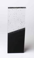 Plaque de récompense rectangulaire en cristal avec base noire à plusieurs niveaux