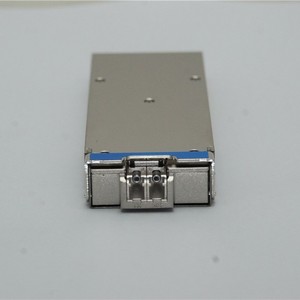 Émetteur-récepteur à fibre optique CFP2 LC 100G FTLC1121RDNLLC pour transmission stable sur réseau local câblé - Product Image 1
