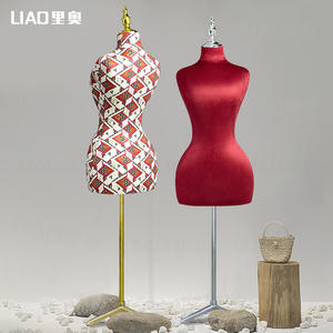 Maniquíes Sencillos <span class=keywords><strong>de</strong></span> Medio Cuerpo <span class=keywords><strong>de</strong></span> Tela Talla Grande para Fotografía <span class=keywords><strong>de</strong></span> Ropa Femenina con Cadera y Busto <span class=keywords><strong>Grandes</strong></span> - Product Image 3