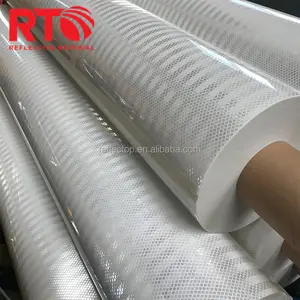 HIP PMMA Micro Prismatic Digital Printing Retro Film Reflective Sheet Roll pour la signalisation routière