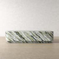 Table basse en travertin grand format, diagonale, dégradé vert émeraude, moderne et élégante, pour salon, par Kumusi Furniture