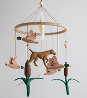 Articles pour nouveau-nés : Mobile de berceau en feutre, animaux nordiques (chien, canard colvert), décoration de chambre d'enfant, thème chasse
