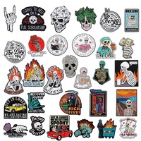 Épinglette en émail personnalisée pour Halloween, badge métallique personnalisé pour événements festifs, cadeau promotionnel, souvenir de costume et article publicitaire