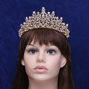Couronne de mariée de luxe, diadème scintillant en strass avec feuilles, coiffe élégante style forêt pour mariage, bal de promo et fête - Product Image 4