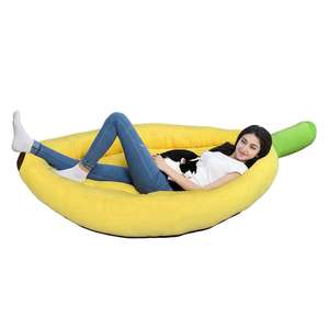 Camas para gatos al por mayor, camas para perros en forma de barco plátano, y casetas/alfombras para perros para uso en invierno. Lavable, extraíble, cálido, adecuado para - Product Image 1
