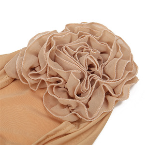 Nouveau Design <span class=keywords><strong>Bonnet</strong></span> de Sous-Hijab Femme Grand Motif Floral Turban Chimiothérapie Bonnets Accessoires Cheveux <span class=keywords><strong>Foulard</strong></span> Musulman Hijab à Nouer Casquette Intérieure - Product Image 5