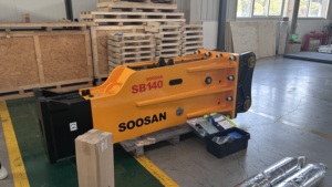 Nuevo Martillo Hidráulico SB140 Tipo Caja con Motor Silencioso, Cincel de 165mm para Minería de 30-45 Toneladas, 1 Año de Garantía - Product Image 4