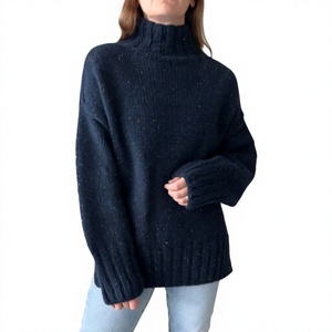 Pull-over décontracté pour femme en coton 100% brodé, col rond, 300 GSM, service OEM - Product Image 6