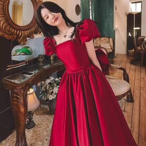 Burgundy A-Line Satin Wedding Dress Square Collar Natural Waist Vintage Princess Gown Long Length - Product Image 3