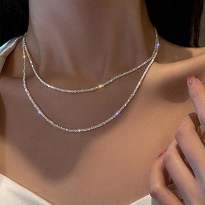 Éxito de Ventas: Collar de Cadena Minimalista Estilo <span class=keywords><strong>Instagram</strong></span> con Eslabones Brillantes, Collar con Diseño de Estrellas para Mujer - Product Image 1