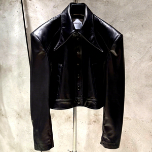 Blouson aviateur en cuir véritable noir, manches longues, col rabattu, fermeture boutonnée, coupe courte, pour l'automne - Product Image 2