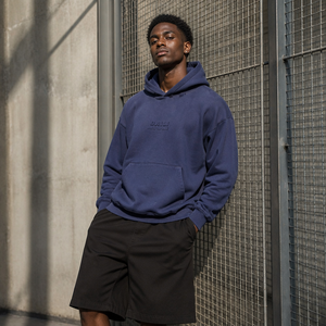 Sweat-shirt à capuche ample et court pour homme, en coton épais imprimé, de haute qualité, délavé et vieilli - Product Image 1