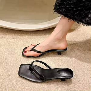 Nouvelles sandales d'été à talon fin pour femme, style européen et américain, à bout carré, à clipser, décontractées, pour la plage et l'extérieur - Product Image 2