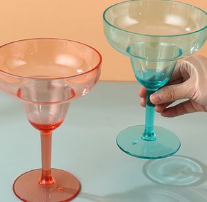 Vente en gros fabricant acrylique épaissi tasse légère luxe rétro <span class=keywords><strong>verre</strong></span> à <span class=keywords><strong>vin</strong></span> rouge Margarita créatif haut <span class=keywords><strong>pied</strong></span> <span class=keywords><strong>verre</strong></span> à champagne - Product Image 3