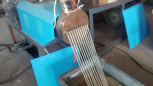 Granulateur <span class=keywords><strong>de</strong></span> recyclage <span class=keywords><strong>de</strong></span> film plastique à haute efficacité SJ-125/95, machine <span class=keywords><strong>de</strong></span> recyclage <span class=keywords><strong>de</strong></span> plastique en granulés pour bouteilles en PP et PE - Product Image 5