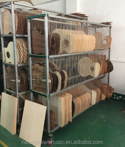 <span class=keywords><strong>Chitarra</strong></span> Acustica JUMBO 41'' Personalizzata <span class=keywords><strong>con</strong></span> Top in Abete Stika Massiccio, Fondo e Fasce in Santos Massiccio, Finitura Lucida - Product Image 6