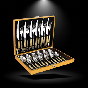 Ensemble <span class=keywords><strong>de</strong></span> <span class=keywords><strong>couverts</strong></span> <span class=keywords><strong>en</strong></span> acier inoxydable Star Diamond 24 pièces, style moderne, avec quatre pièces principales (couteau, fourchette), dans une boîte <span class=keywords><strong>en</strong></span> bois dorée, pour le marché international - Product Image 1