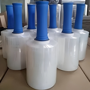 Rollo de Film Estirable Mini YISHI de 5 Pulgadas x 1000 Pies con Mango de Plástico Gratuito, Paquete de 2, Envoltura de Plástico Transparente de Calibre 80 para Empaque de Artículos Pequeños - Product Image 1