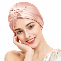 Topi tidur berbahan 100% sutra ini anti kusut, lembut, nyaman, dan ramah di rambut serta kulit Anda.