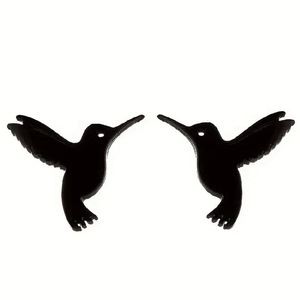 Orecchini a Perno Mini Colibrì per Donne, Gioielli Minimalisti Carini per Uso Quotidiano - Product Image 3