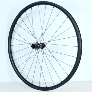 ชุดล้อจักรยานเสือภูเขา<span class=keywords><strong>ค</strong></span>าร์บอนไฟเบอร์ ขนาด 29 นิ้ว BOOST แกนล้อแบบ Barrel Axle 110 148 แบบ Straight Pull 28 รู พร้อมดิสก์เบรกแบบ Center Lock - Product Image 5
