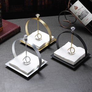 Support à mouchoirs en métal Master Gu, design carré, ornement de comptoir, boîte à mouchoirs décorative pour salon - Product Image 1