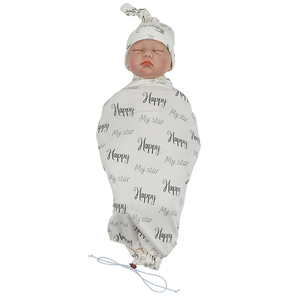 Couverture d'emmaillotage personnalisée écologique 200TC toutes saisons avec bonnet noué pour nouveau-né, cadeau <span class=keywords><strong>de</strong></span> naissance, sac <span class=keywords><strong>de</strong></span> couchage extensible avec lettres pour bébé - Product Image 2
