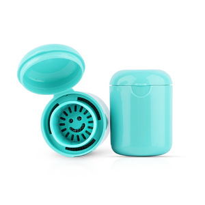 ยาหม่องสูดดมสมุนไพร กลิ่นหอมสดชื่น ขนาดพกพา 5 กรัม  แบบกระปุก  ปรับแต่งได้ - Product Image 5