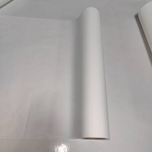 <span class=keywords><strong>Papier</strong></span> de <span class=keywords><strong>transfert</strong></span> par sublimation personnalisable Cratus 70 g/m² en rouleau blanc pour vêtements avec options d'impression numérique de logo/design graphique - Product Image 2