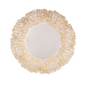Assiettes de présentation en <span class=keywords><strong>plastique</strong></span> <span class=keywords><strong>transparent</strong></span> de luxe, motif flocon de neige récif doré, 13 pouces, pour décoration de table, vente en gros personnalisée - Product Image 1