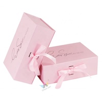 Dossier magnétique de luxe personnalisé avec logo imprimé or rose, gaufrage, matériaux recyclés, ruban et poignée pour emballage de demoiselles d'honneur