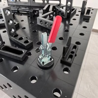 Table de soudage 3D, banc de soudage de précision avec système de serrage, surface de travail durable pour des tâches de soudage métallique précises