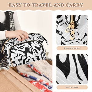 Nouvelle Trousse de Toilette Imperméable Tendance avec Fermeture Éclair – Sac de Rangement Cosmétique Élégant pour Voyage et Activités de Plein Air – Sac Abordable - Product Image 5