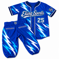 Ensemble de shorts et de chemises de baseball personnalisés OEM, couleur marron, avec des patchs appliqués avec le nom de l'équipe ou du club, design en sergé, uniforme de baseball, vêtements de sport