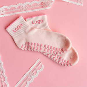 Chất Lượng Cao Biểu Tượng Tùy Chỉnh Grip Trampoline Vớ Pilates Không Trượt Vớ Yoga Crew Ruffle Phụ Nữ Vớ - Product Image 1